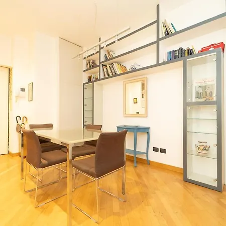 Beautiful In The Citta Studi Area Apartament