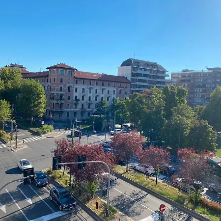Luxurious And Spacious Near The Metro