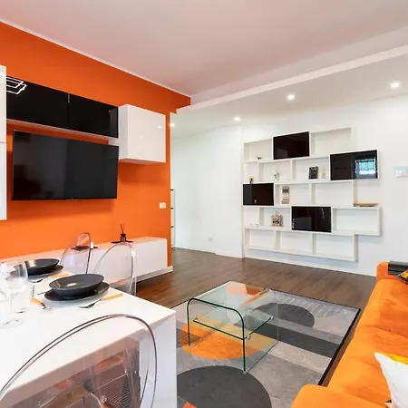 Appartamento Homevo Orange Design M5 Bicocca Milano