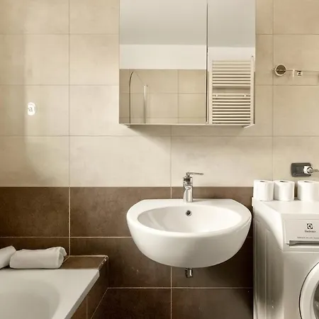 I Walk To San Siro I Modern & Balcony Apartment