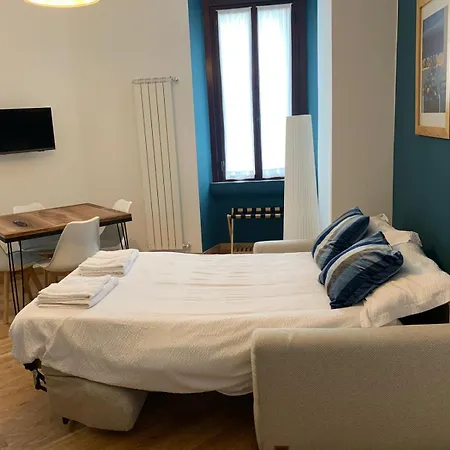La Casa Di Mina Apartament *