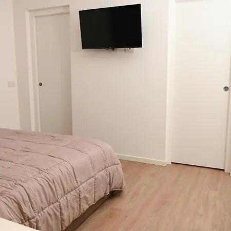 Smart & New, Two-room Near Linate Apartament Mediolan