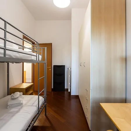 Apartament Bicocca Comfort - Free Parking - Near M5 Metro Mediolan