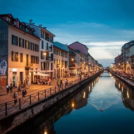 Porta Ticinese Navigli Subway * Milan