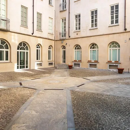 Apartament The Charm Of Old - Historic Palazzo With Duomo View *