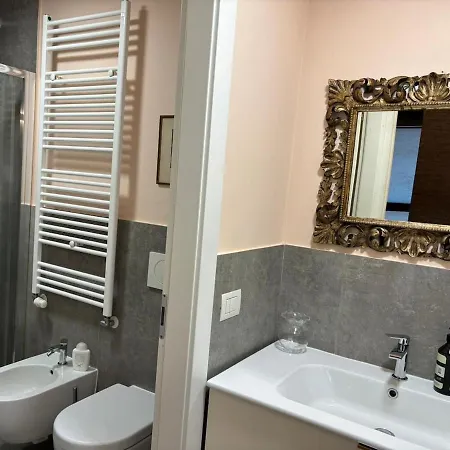 Designer Loft Between Corso Lodi And The Prada Foundation *