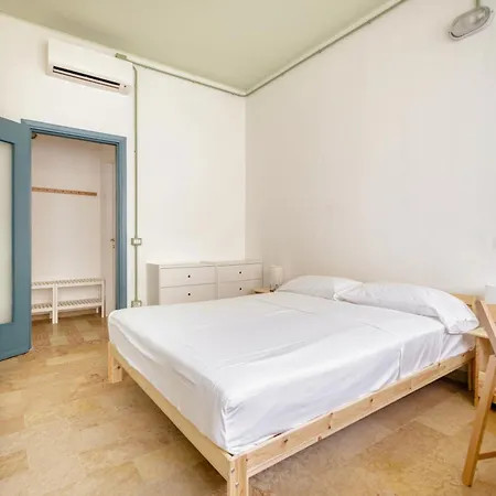 Apartment Hosmtate - - Porta Romana