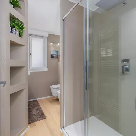 Appartement Penthouse - Terrace - 3 Min To Metro - Station