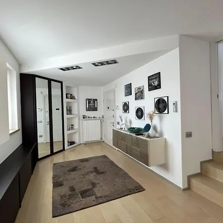 Splendido A Eleganza E Comfort Apartament
