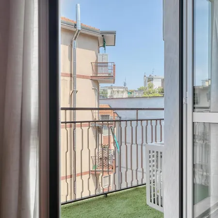 1-br Navigli View - - Ac - Floor * Milan