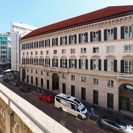 Appartamento Contempora - Interior 900 2nd Floor - Duomo - Missori *
