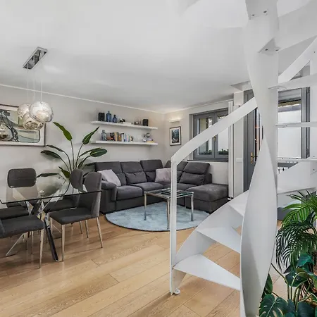 Penthouse - Terrace - 3 Min To Metro - Station * Milan