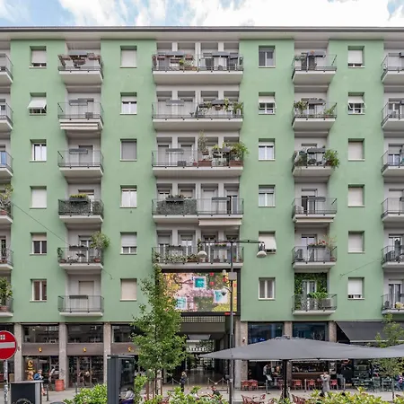 Luxury 4 Bedrooms In The Center Of Appartement