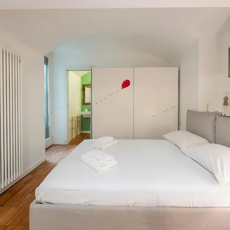 Cozy 1br With Garden In Apartment