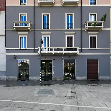 Apartament Stayeasy Concordia - Skyline Penthouse, Downtown Mediolan