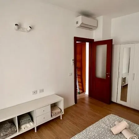 San Siro House Mediolan