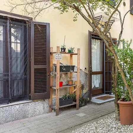 Apartament Bicocca Comfort - Free Parking - Near M5 Metro Mediolan