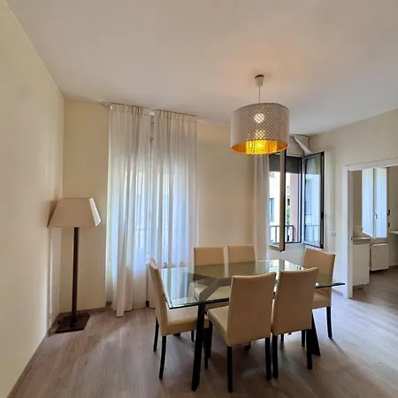 Apartment Monte Santo 8 Milan