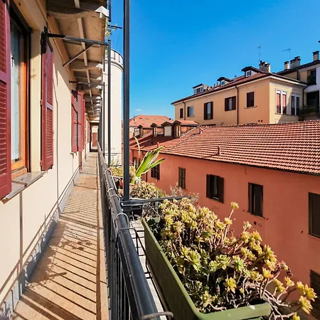 Sangottardo15 Live The Navigli By Hospity Apartament