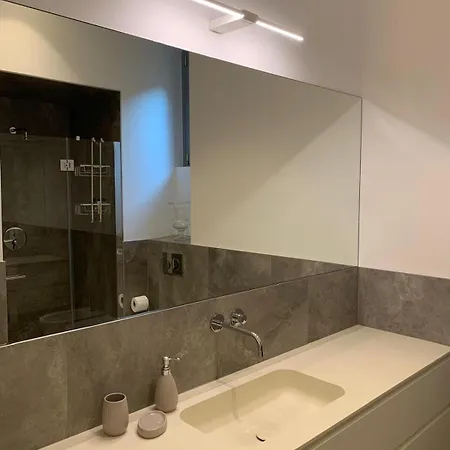 Appartement A Few Steps From The Mangiagalli Hospital Milan