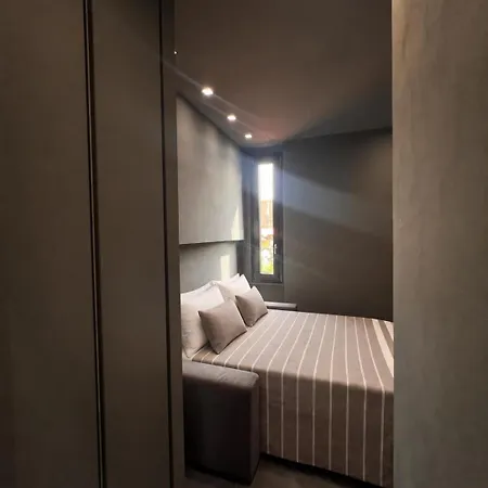 The Grey House - Stylish 2bd In * Mediolan