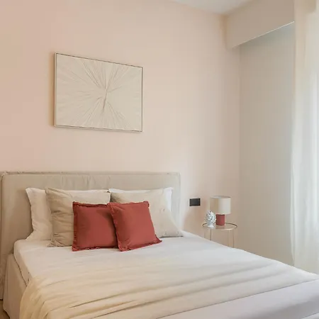 Maison Bandello - 3 Bedroom Apartament Mediolan