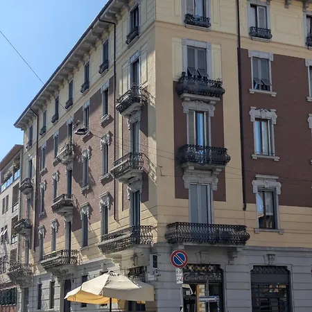 F205 - Workspace & Balcone - M4 Linate Duomo *