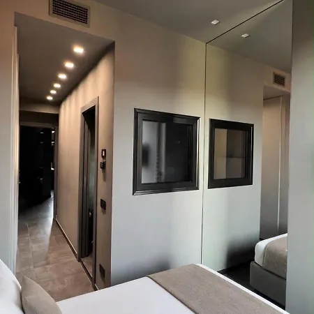 Apartament The Grey House - Stylish 2bd In