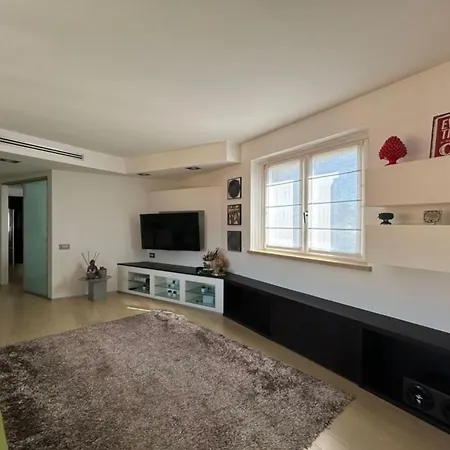 Splendido A Eleganza E Comfort Mediolan