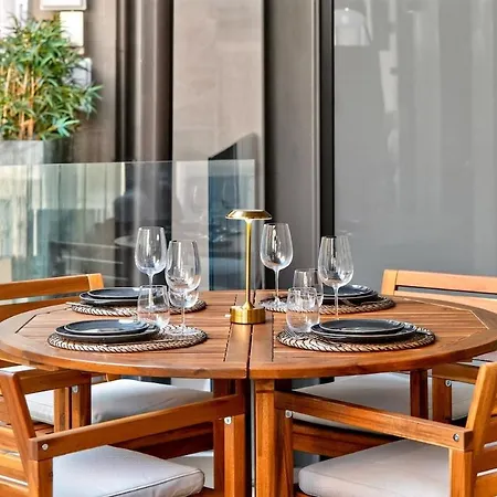 Luxury Station - Terrace&gym&parking Apartament
