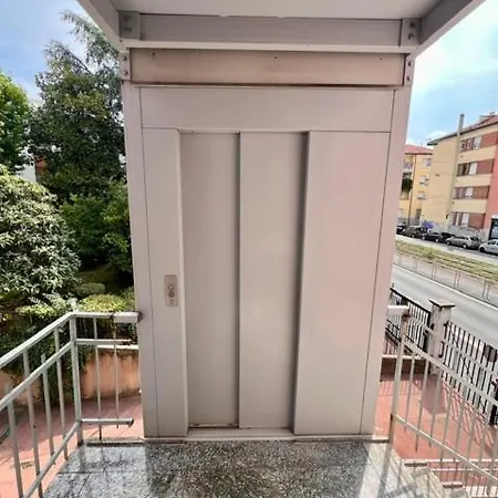 San Siro House Mediolan