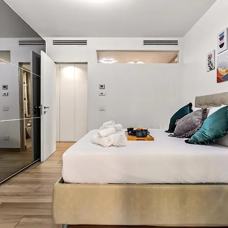 Luxury Station - Terrace&gym&parking Apartament Mediolan