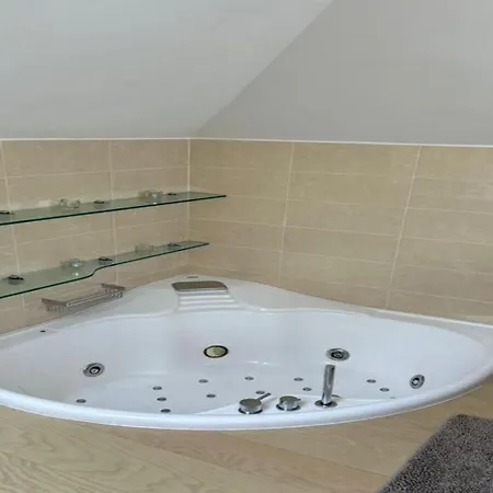 Splendido A Eleganza E Comfort Apartament