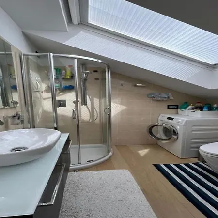 Apartament Splendido A Eleganza E Comfort Mediolan