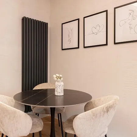 Easylife - - Piccolo Boutique * Milan