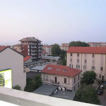 Star Hostel Milánó