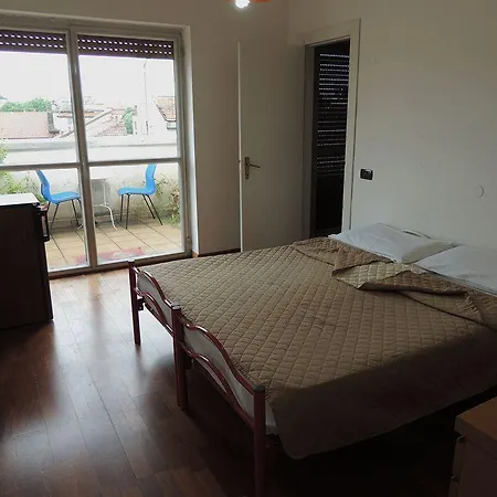 Hostel Star Milánó