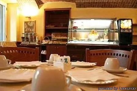 Отель Ideale 3*