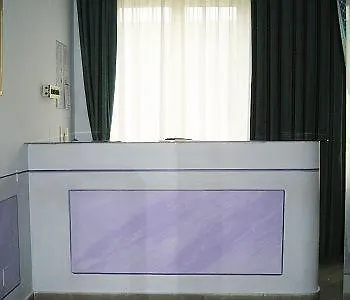 アレッサンデル ホテル ミラノ