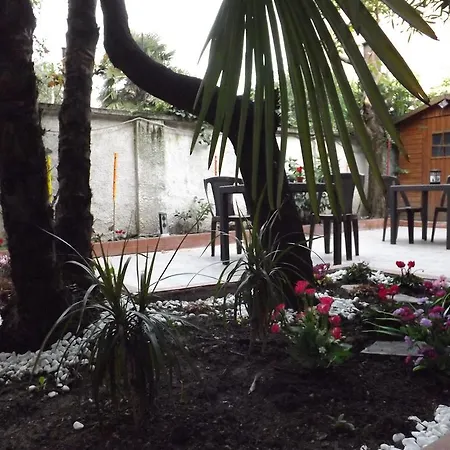 Monteverdi Garden فندق مبيت وإفطار ميلان