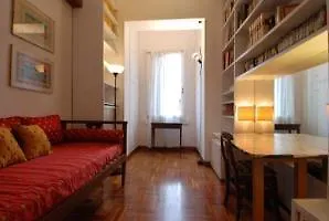 Hotel Serafino Dell'uomo 2028 Hld 37287 Milan