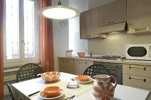 Corsica Halldis Apartment Mediolan