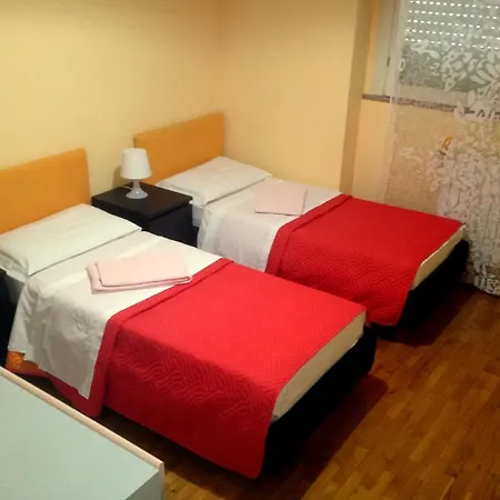 Hostel Star San Siro Fiera *