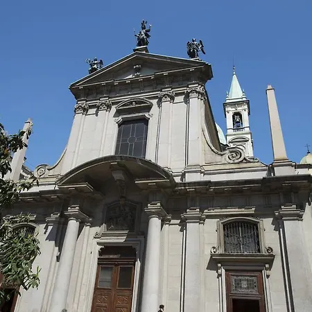 Nerino Halldis * Milán