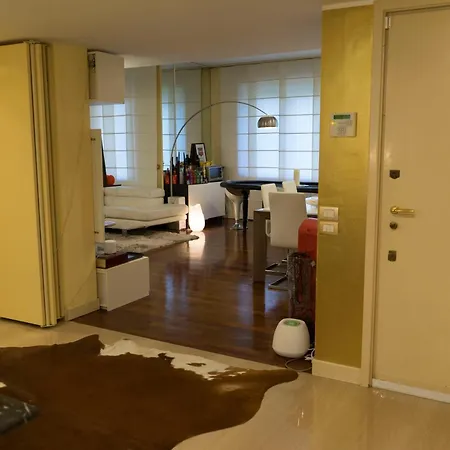 San Siro In Casa * מילאנו