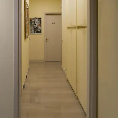 לינה וארוחת בוקר San Siro In Casa מילאנו