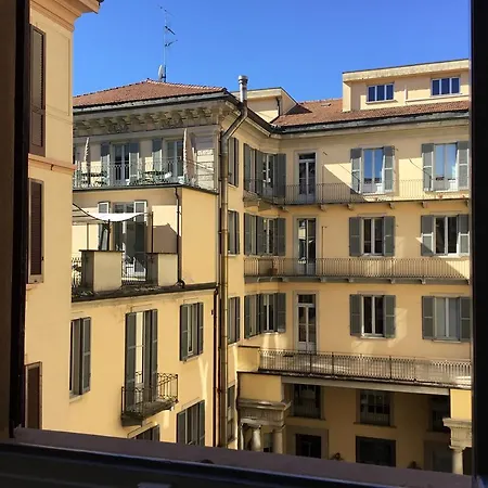 Appartamento Zebra Rosso Milano