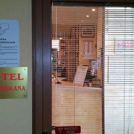 Arco Romana 3* מילאנו
