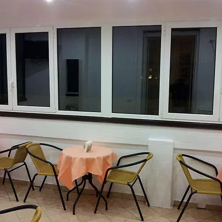 Arco Romana מילאנו