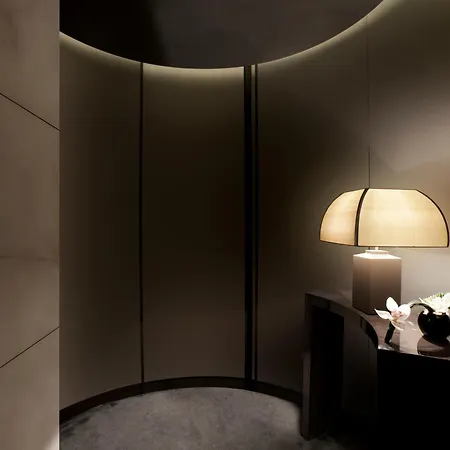 Hotell Armani 5*